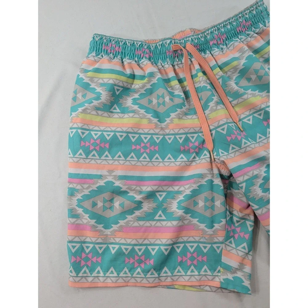 CHUBBIES Mens Large Original 7 Inseam Easy Short Green Aztec Lined Drawstring